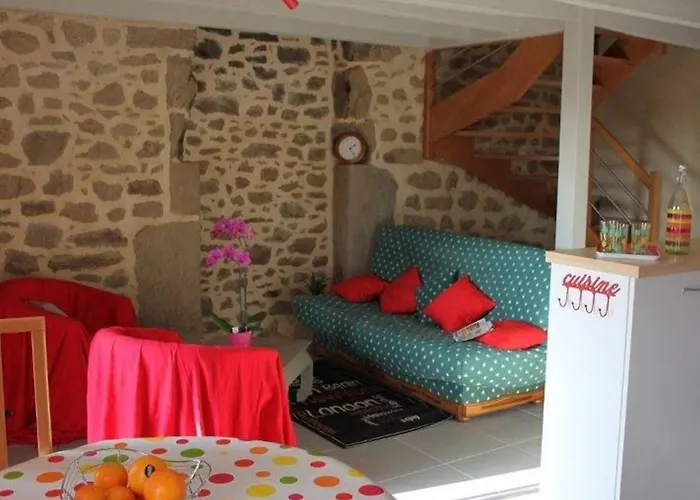 Au Charme De La Pierre Et Des Poutres Pres De Guerande - Fr-1-306-1317 度假居